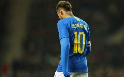 冠竞电竞热议-雄狮客场战绩糟糕